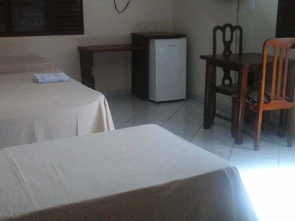 Hotel Paris Campo Grande  Rum bild