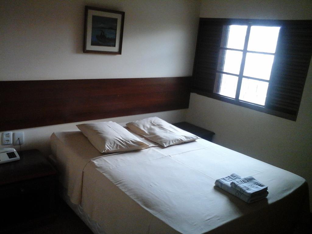 Hotel Paris Campo Grande  Rum bild